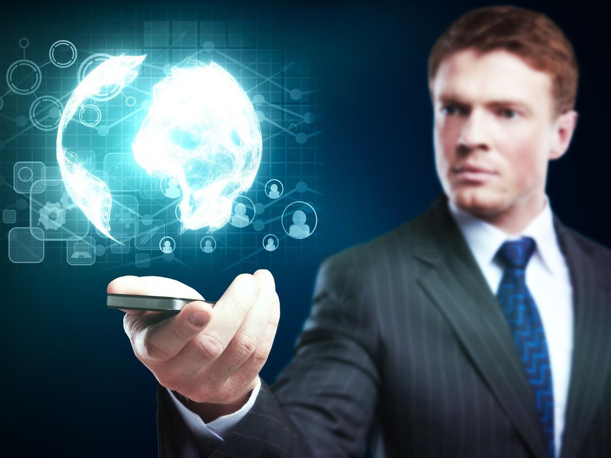 Jak innowacyjne technologie rewolucjonizują rozwój osobisty i biznes online