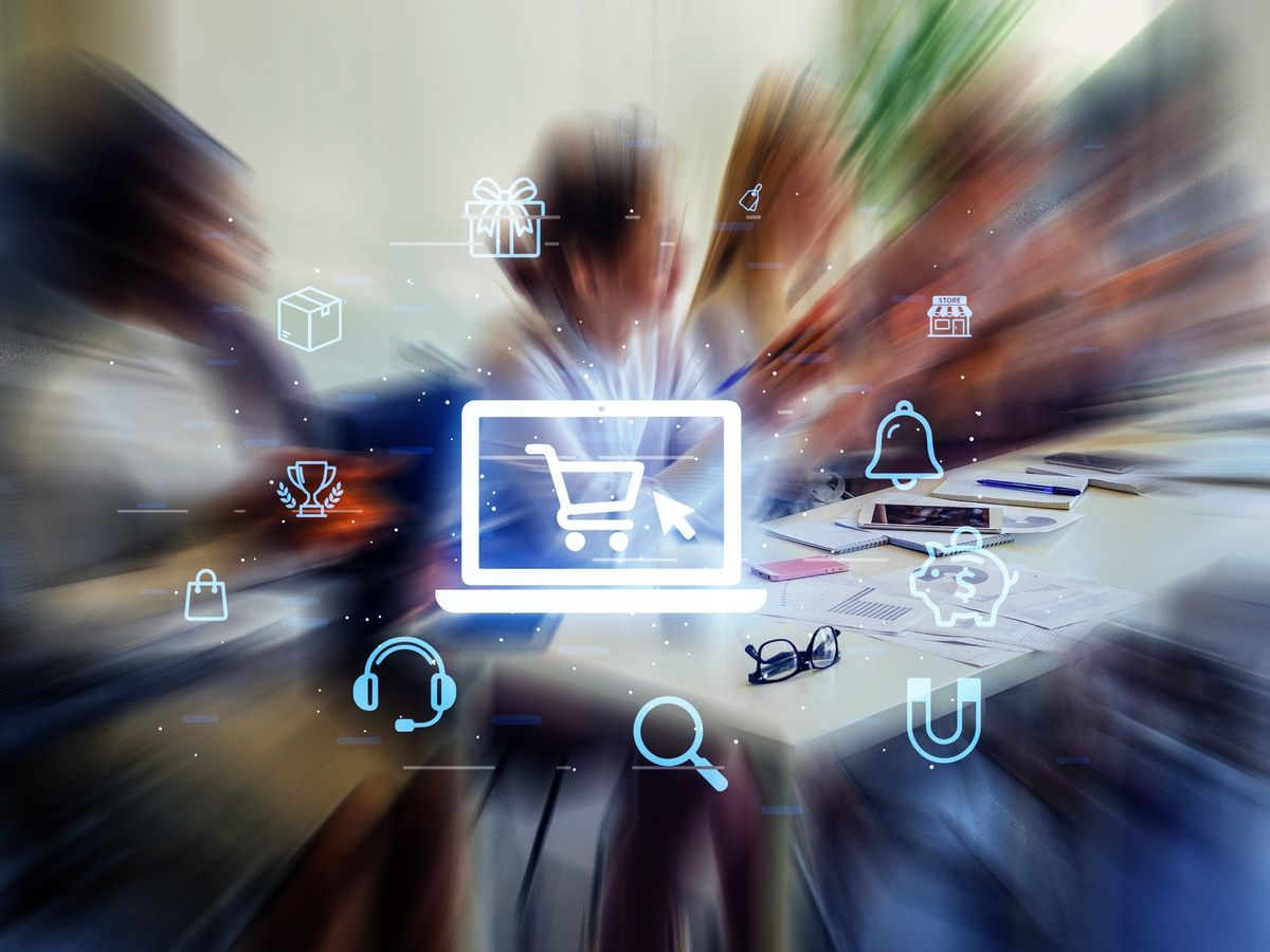 Jak nowoczesne platformy e-commerce odmieniają zakupy online na przykładzie kampelove.pl