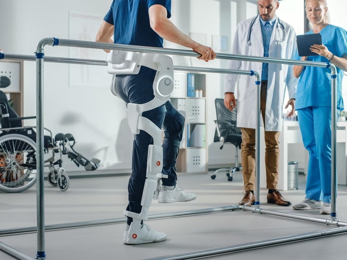Jak nowoczesne technologie wspierają rehabilitację i zdrowie fizyczne w codziennym życiu